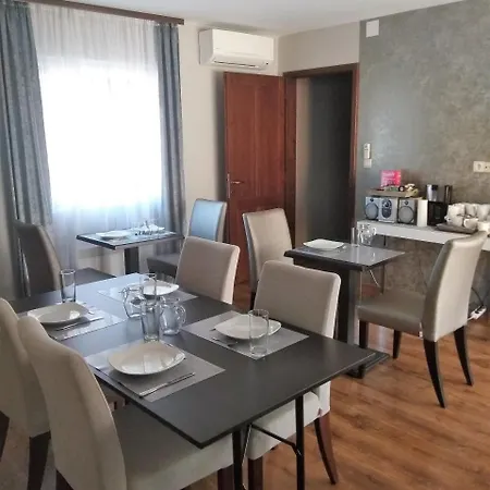Les Suites De Geneve De L'allondon 3* Chevry (Ain)